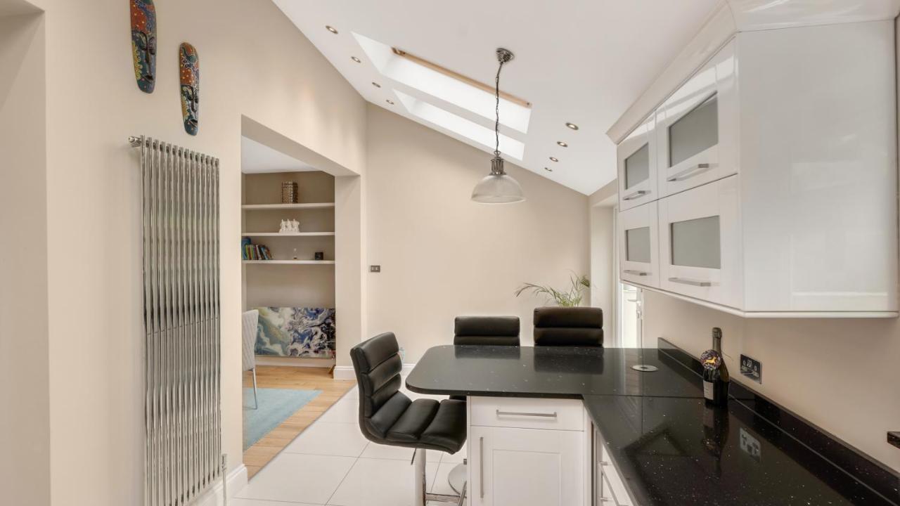 Cosy Luxurious Family Home 伦敦 外观 照片