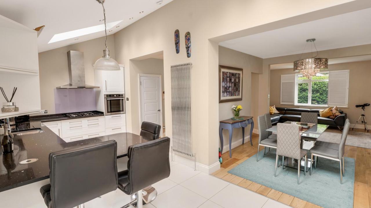 Cosy Luxurious Family Home 伦敦 外观 照片
